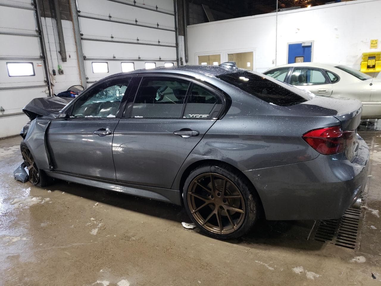 2017 BMW 340I xDrive - foto 2