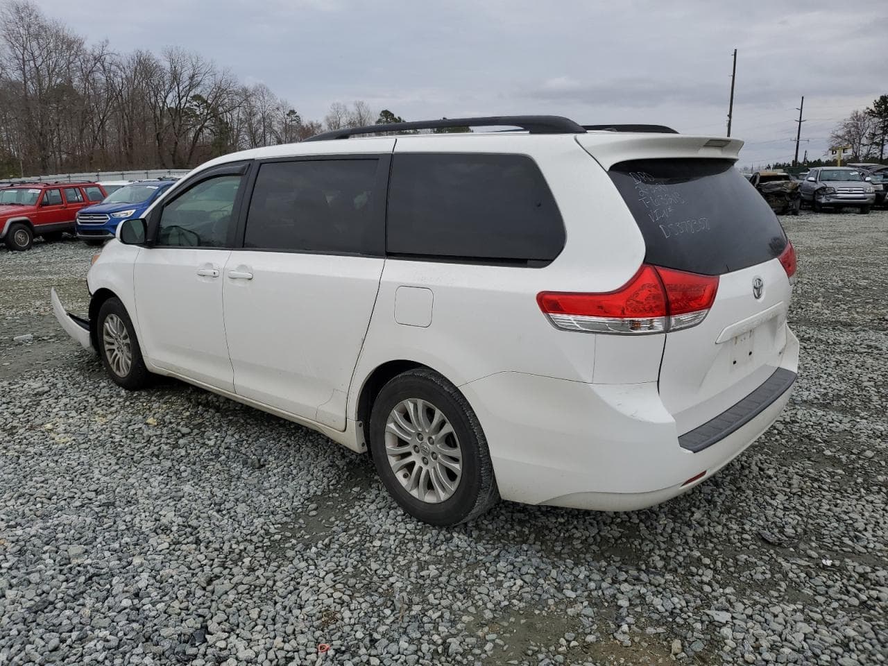 2013 Toyota Sienna Xle - foto 2