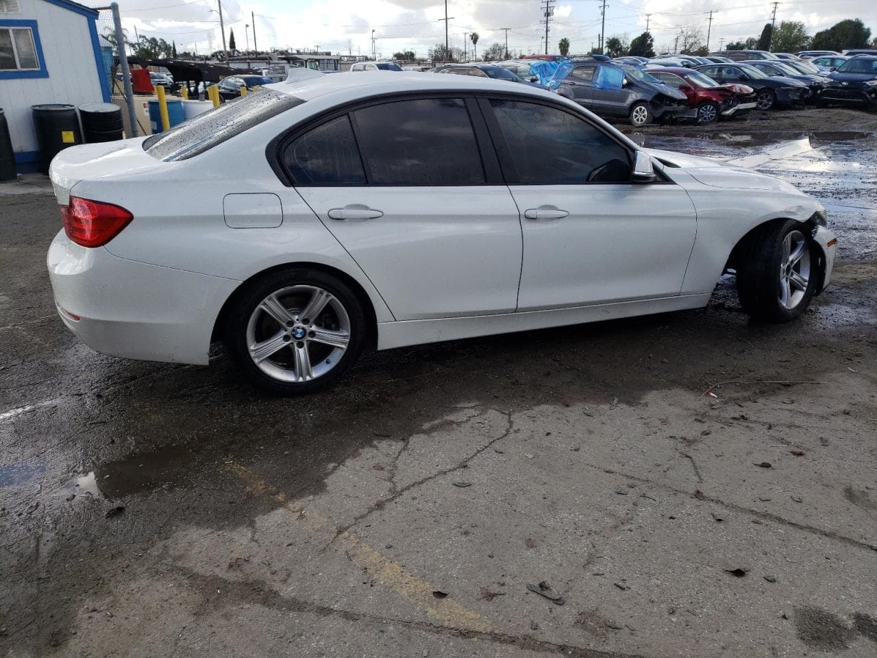 2015 BMW 320 I - foto 3