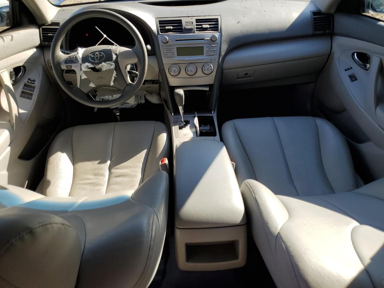2011 Toyota Camry Le - foto 3