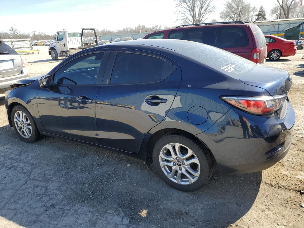 2017 Toyota Yaris Ia - foto 2