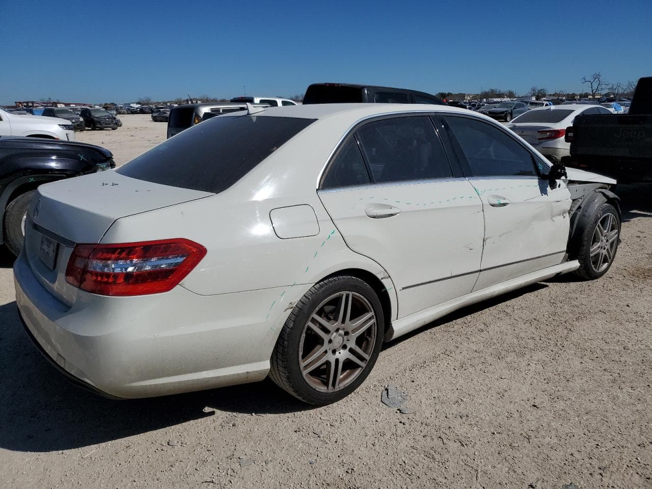 2010 Mercedes-Benz E 350 - foto 3