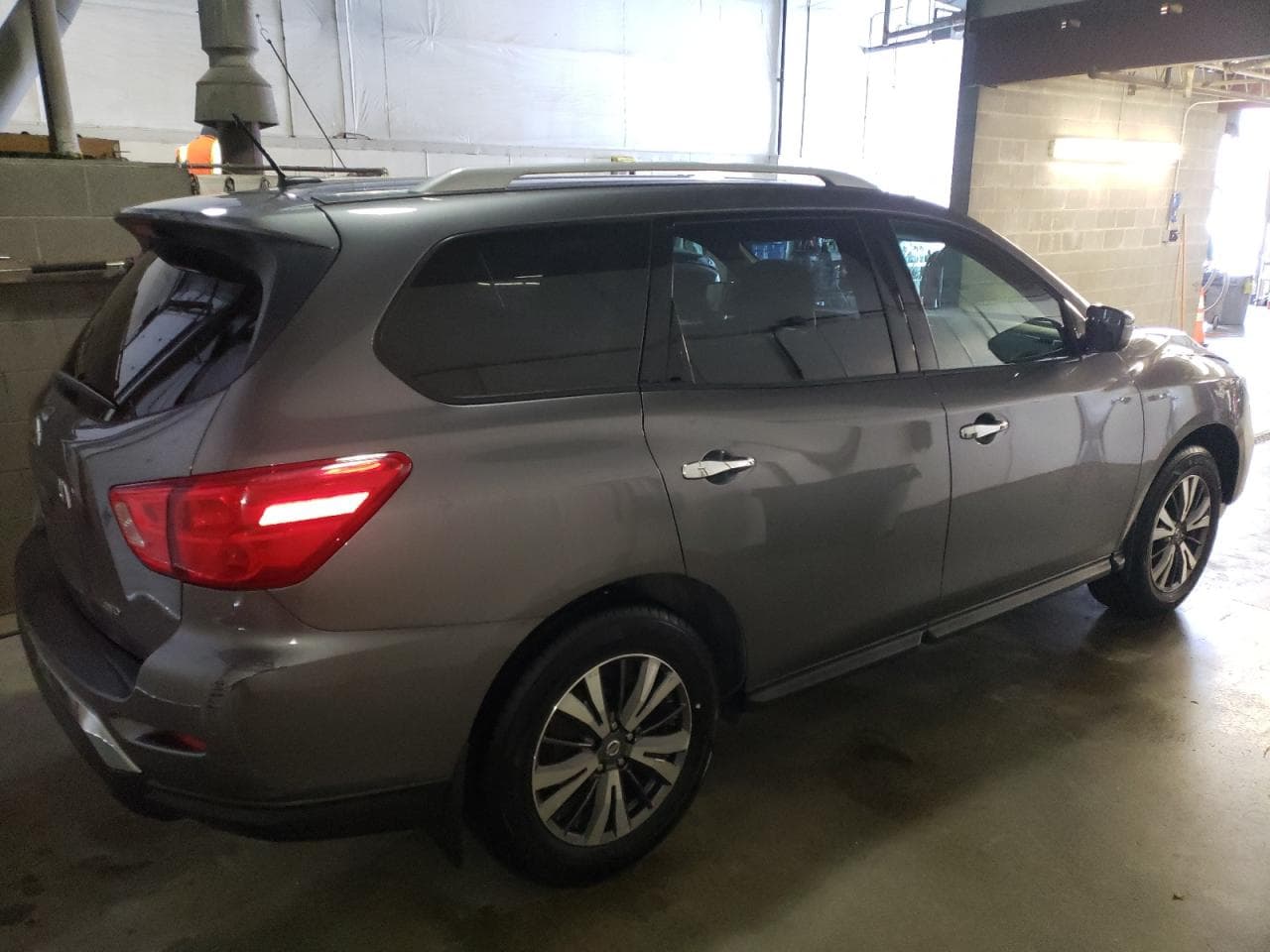 2017 Nissan Pathfinder S - foto 3