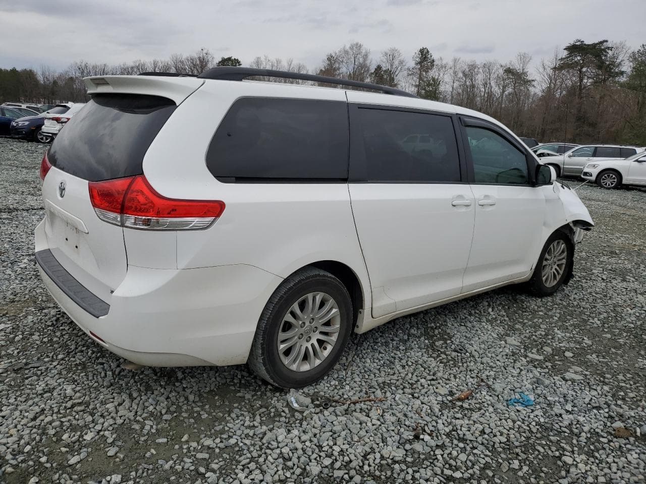 2013 Toyota Sienna Xle - foto 3