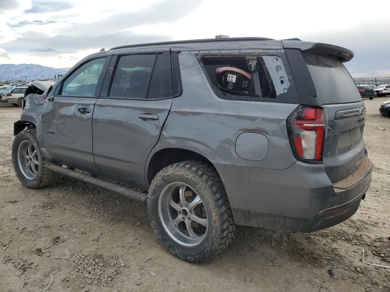 2021 Chevrolet Tahoe K1500 Z71 - foto 2