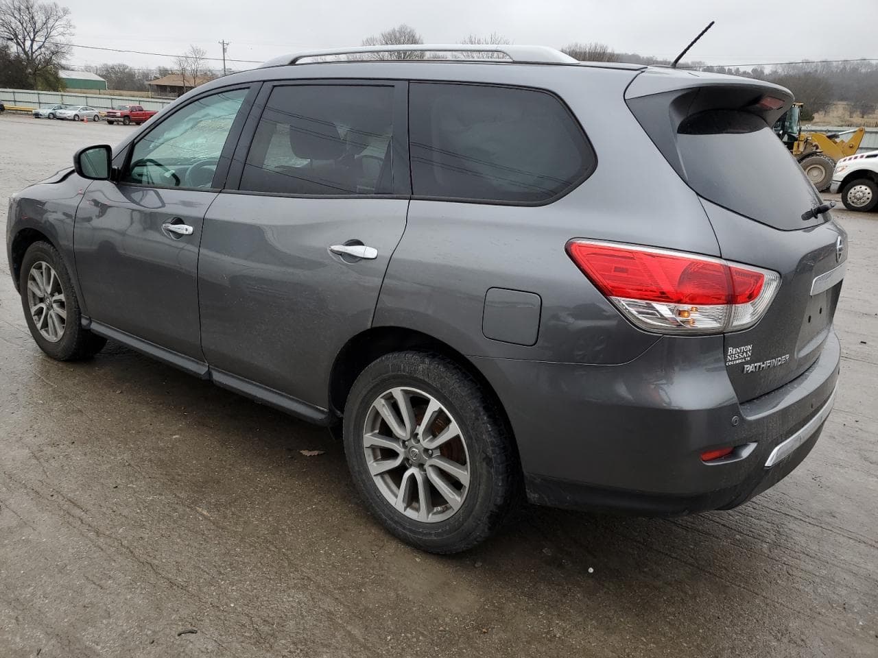 2016 Nissan Pathfinder Platinum/S/Sl/Sv - foto 2