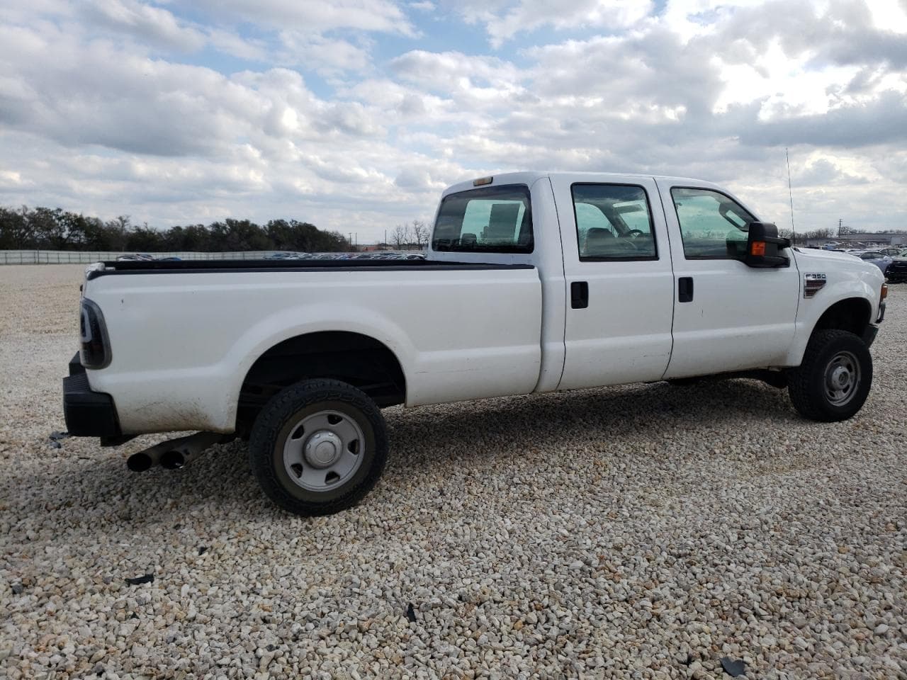 2010 Ford F350 Super Duty - foto 3