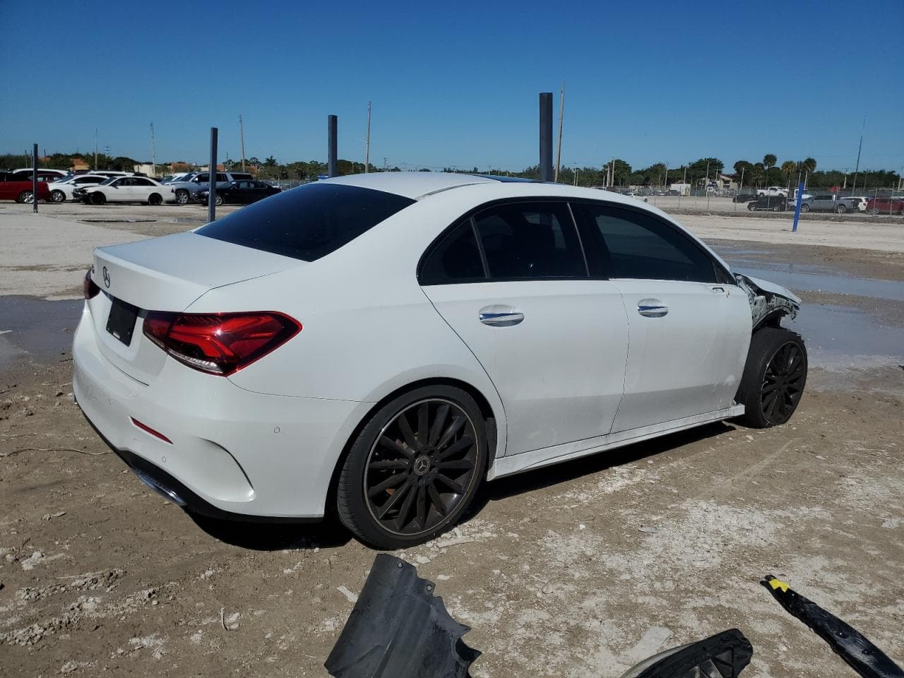 2020 Mercedes-Benz A 220 - foto 3