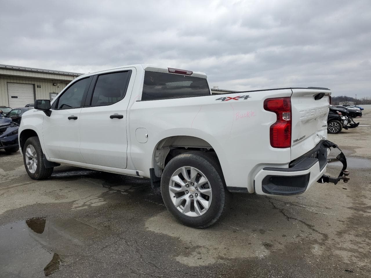 2022 Chevrolet Silverado K1500 Custom - foto 2