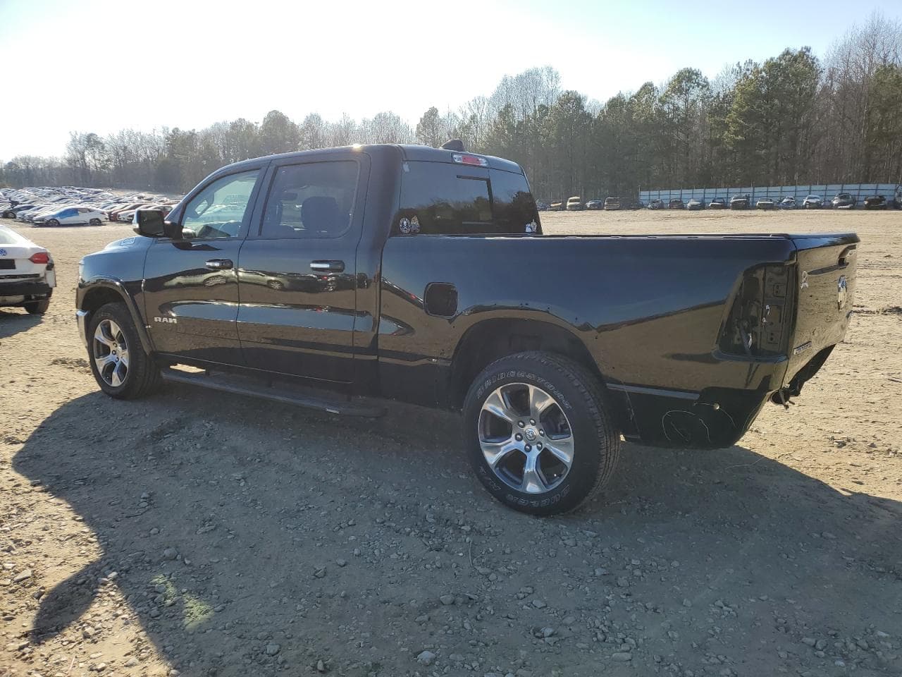 2022 Ram 1500 Laramie - foto 2