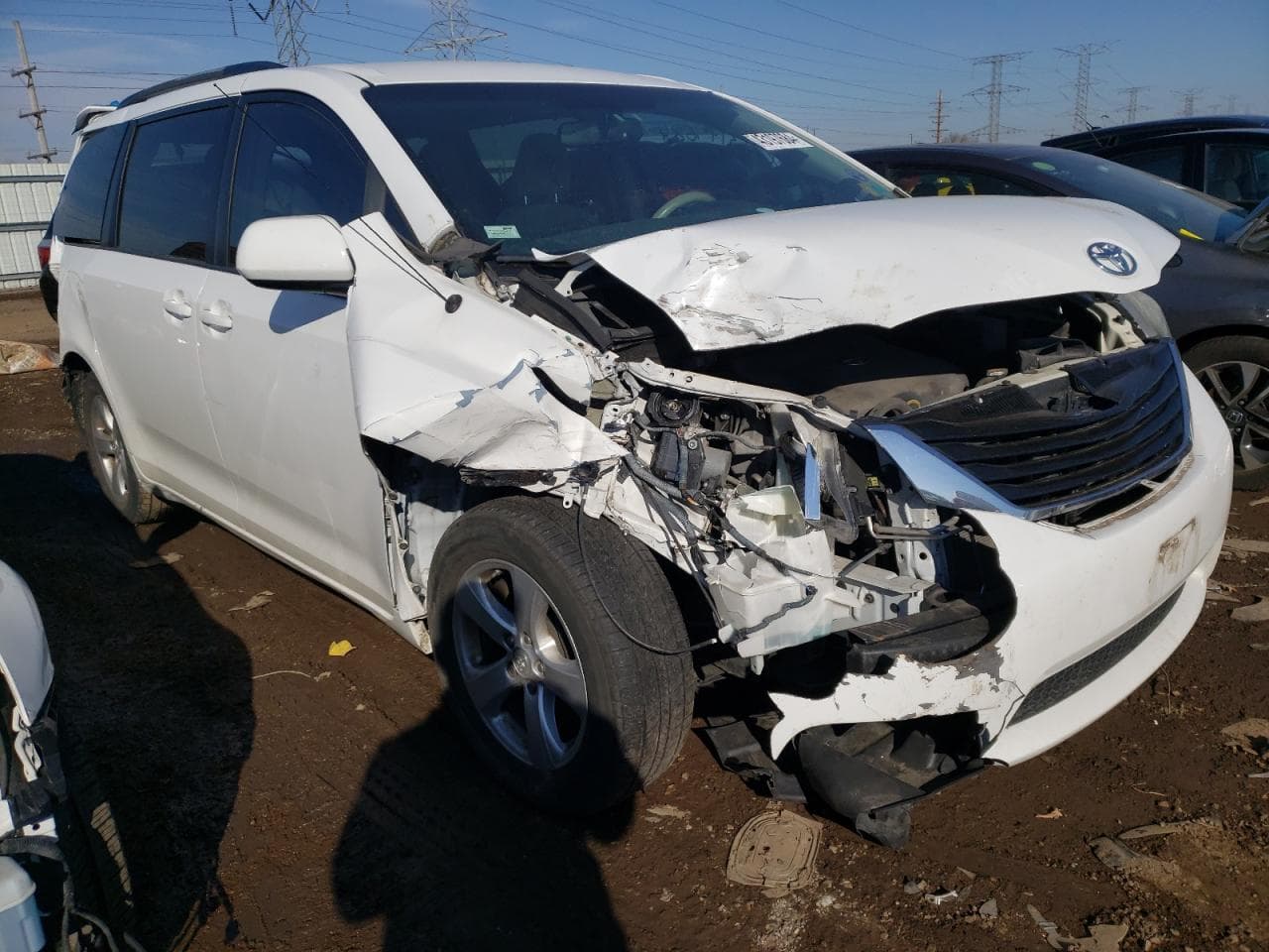 2013 Toyota Sienna Le - foto 4