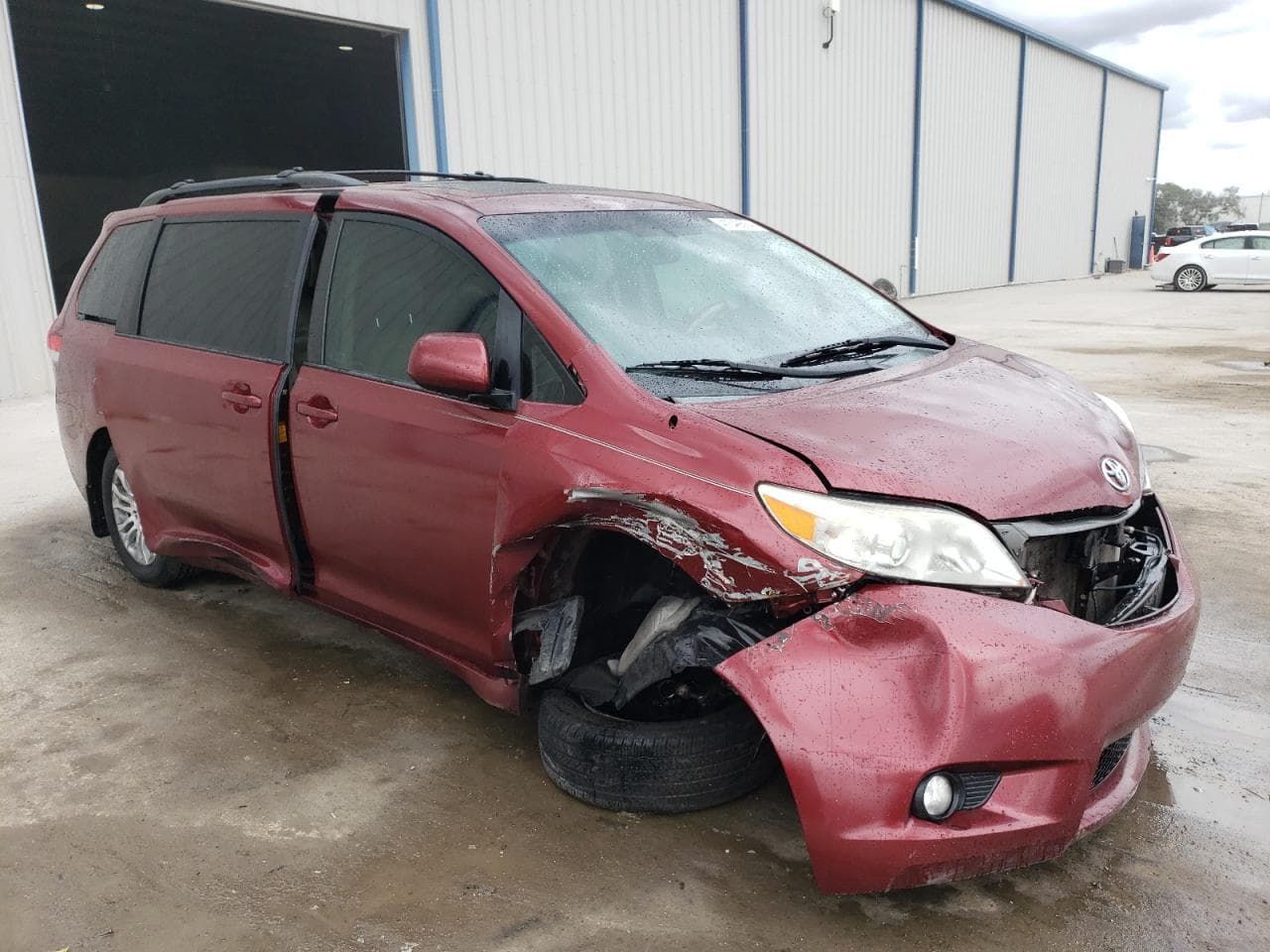 2013 Toyota Sienna Xle - foto 4