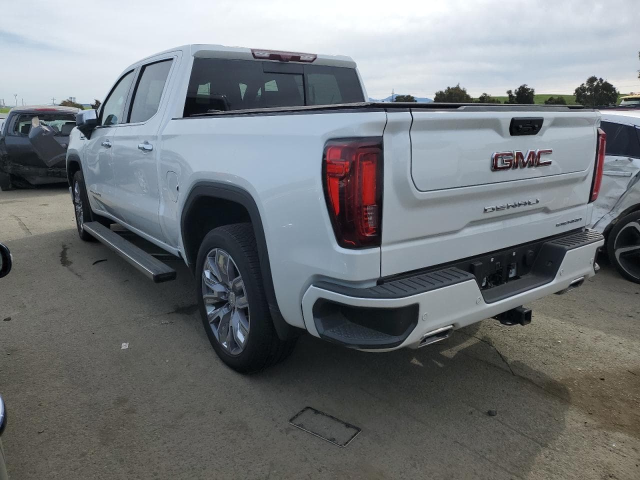 2023 GMC Sierra K1500 Denali - foto 2
