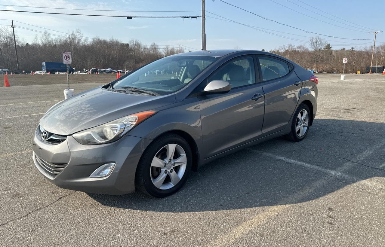 2013 Hyundai Elantra Gls - foto 2