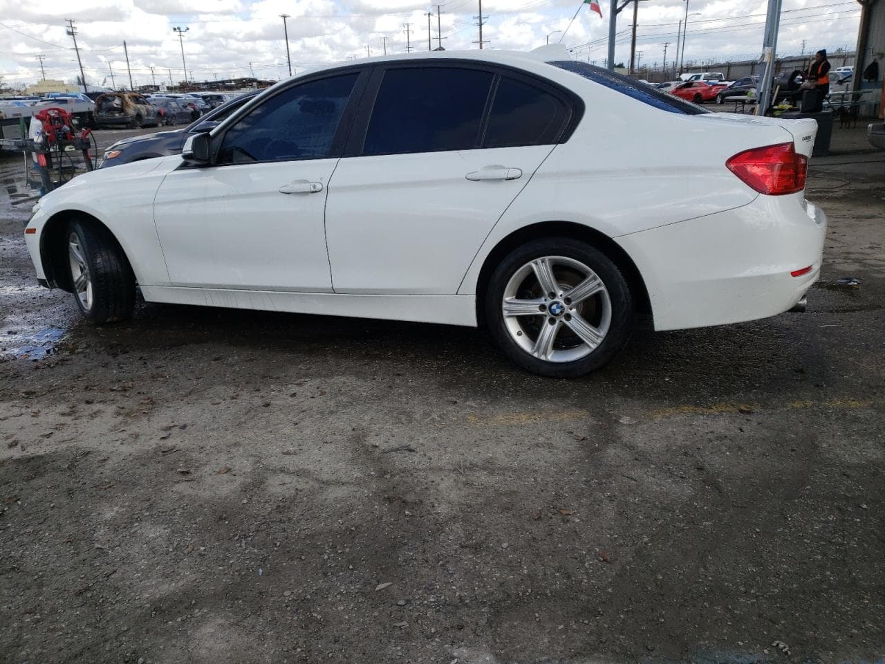 2015 BMW 320 I - foto 2