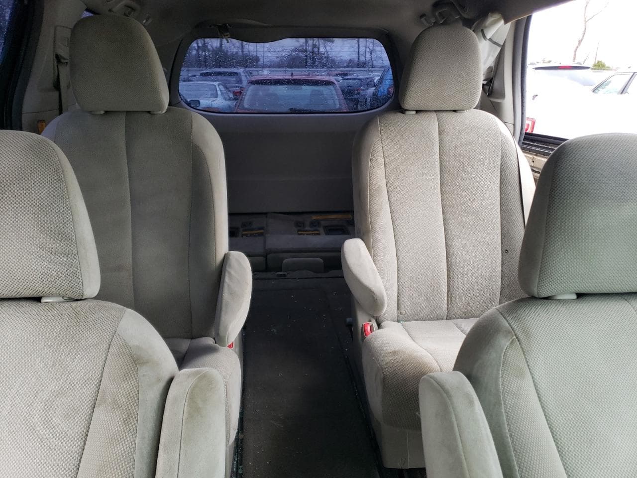 2013 Toyota Sienna - foto 3