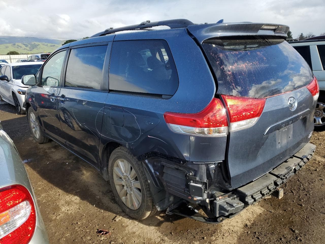 2013 Toyota Sienna Xle - foto 2