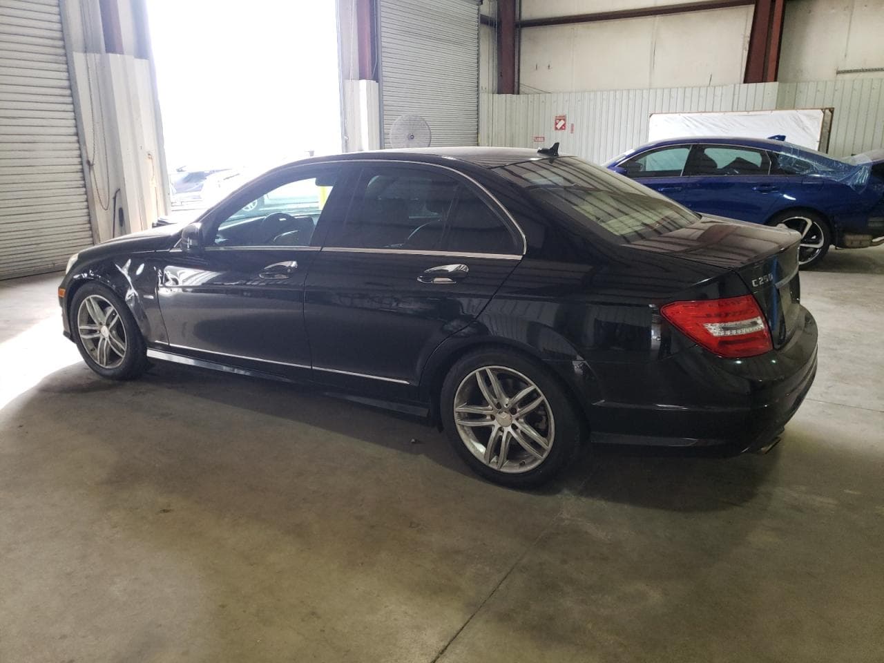 2012 Mercedes-Benz C 250 - foto 2