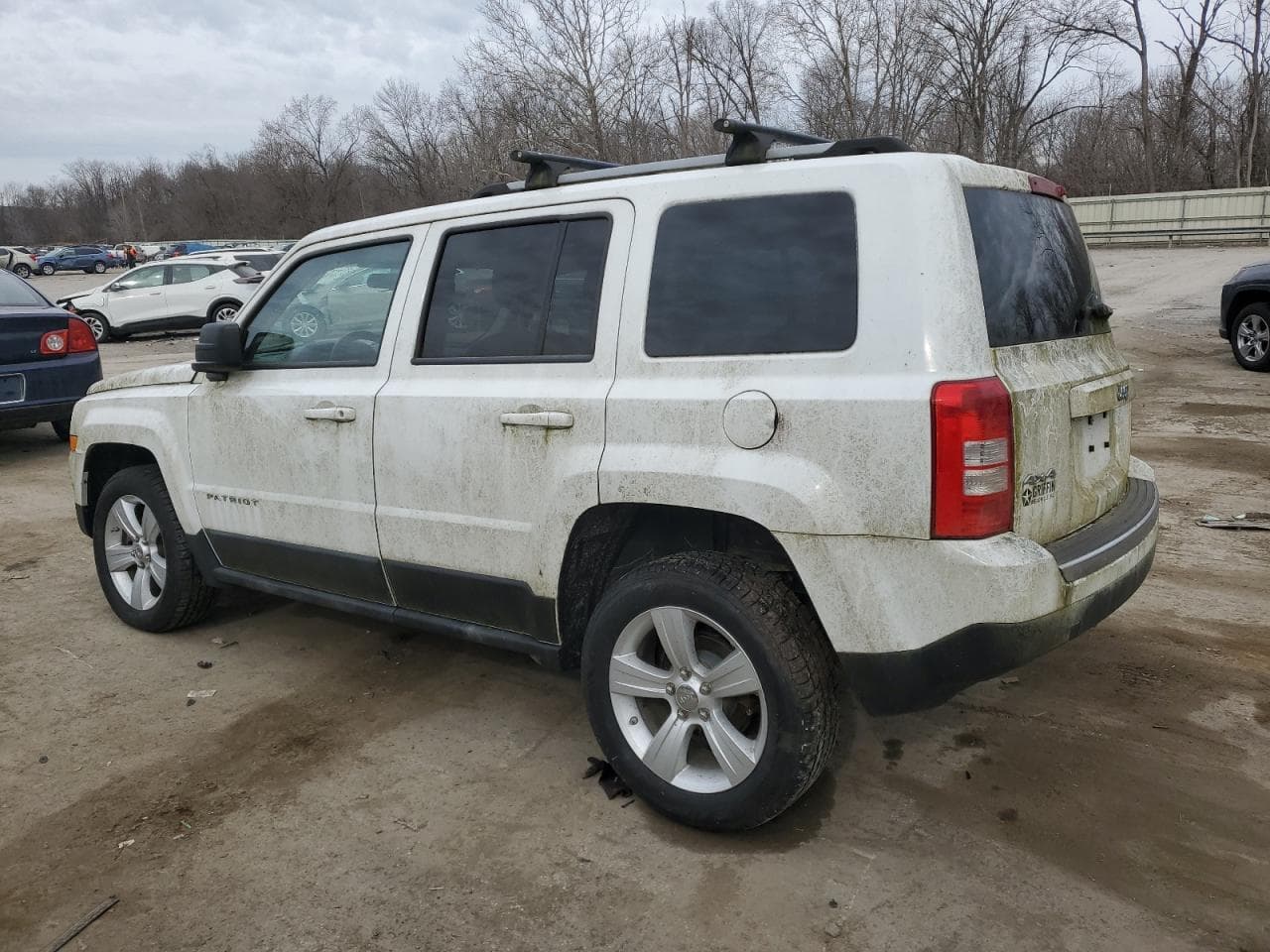 2011 Jeep Patriot Latitude X - foto 2