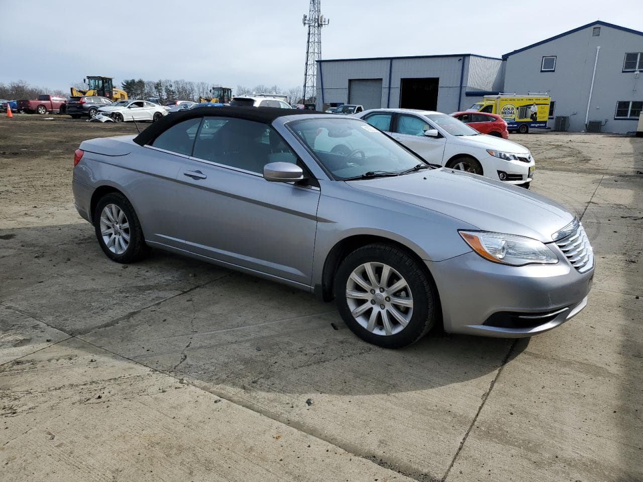 2013 Chrysler 200 Touring - foto 4