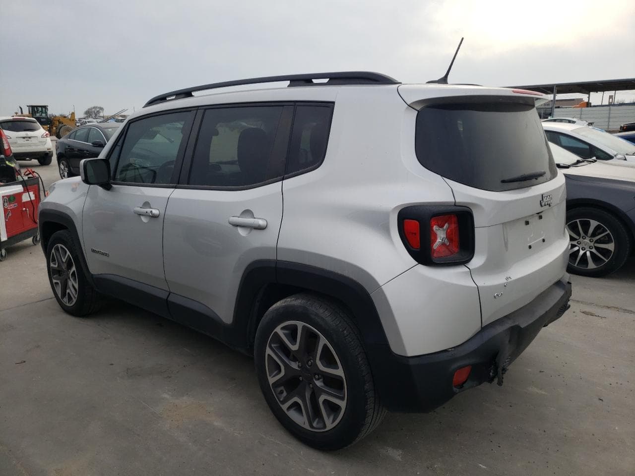 2016 Jeep Renegade Latitude - foto 2