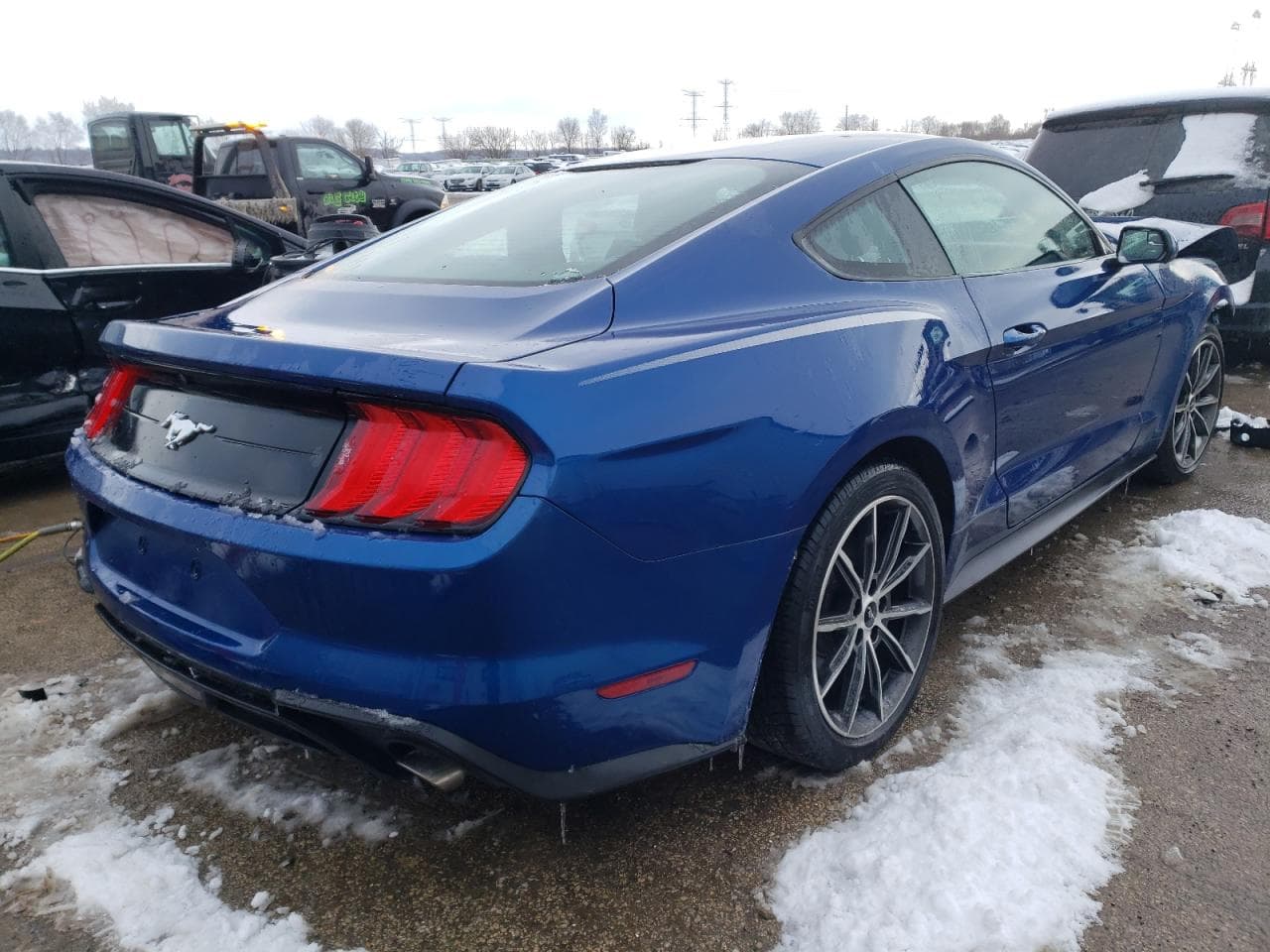 2018 Ford Mustang Ecoboost - foto 3