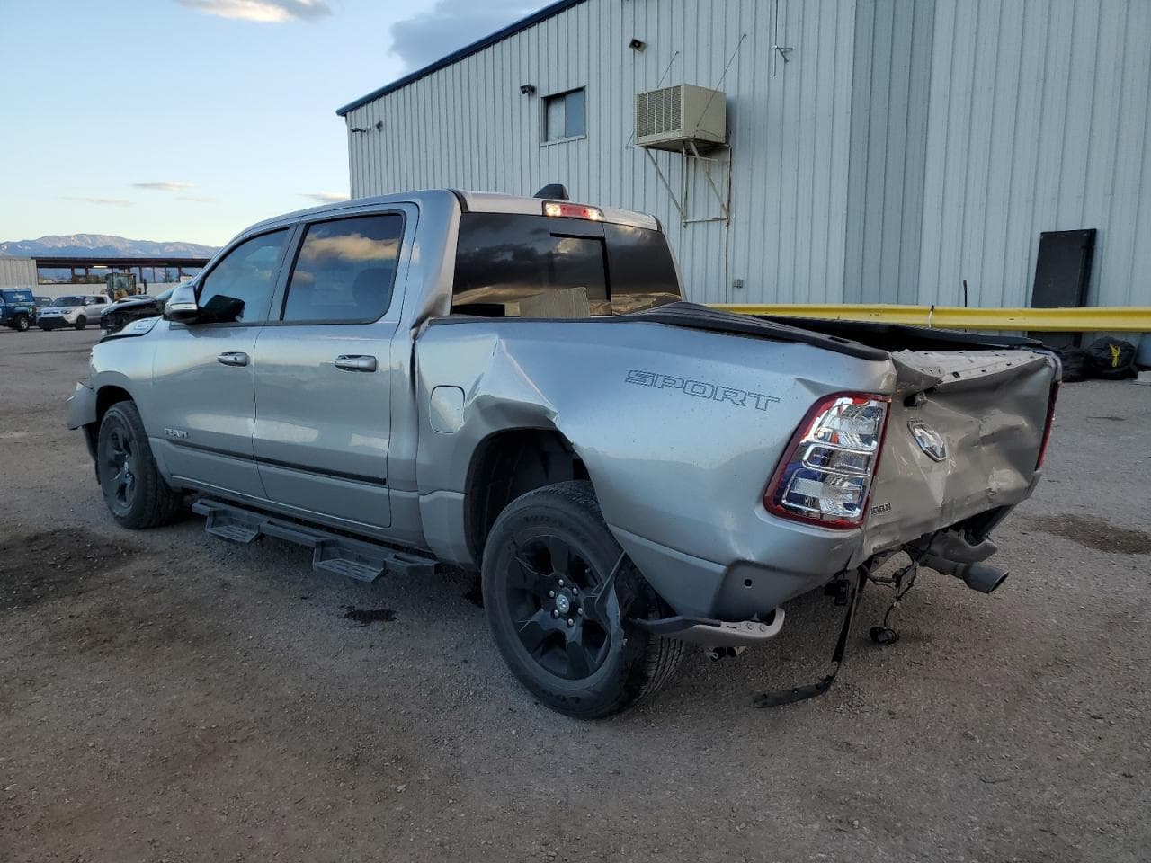 2022 Ram 1500 Big Horn/Lone Star - foto 2