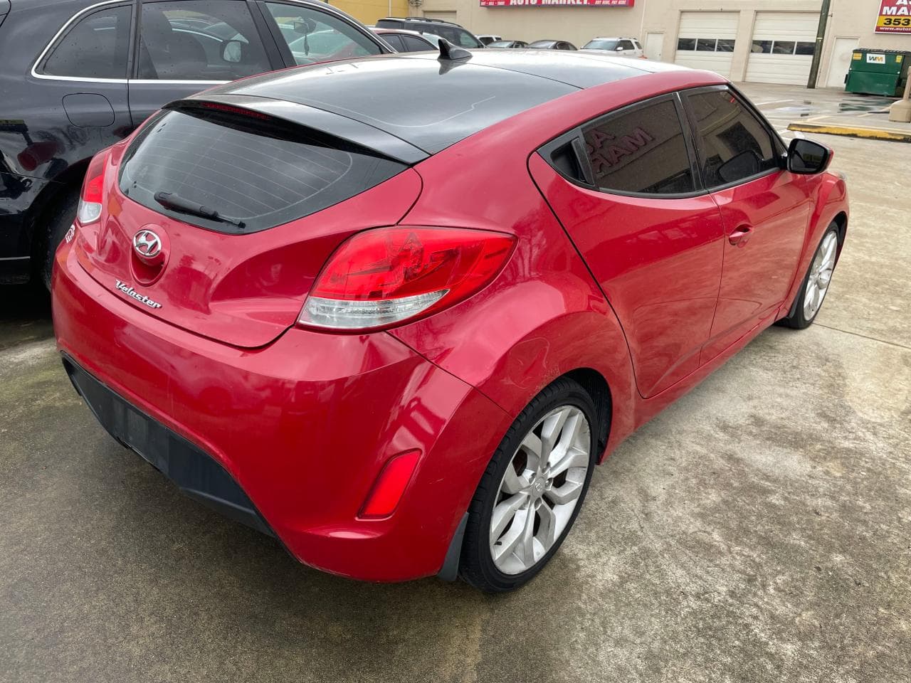 2015 Hyundai Veloster - foto 4