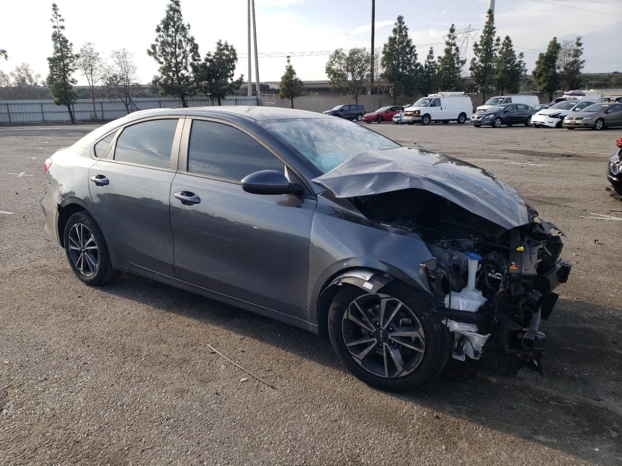 2022 Kia Forte Fe - foto 4