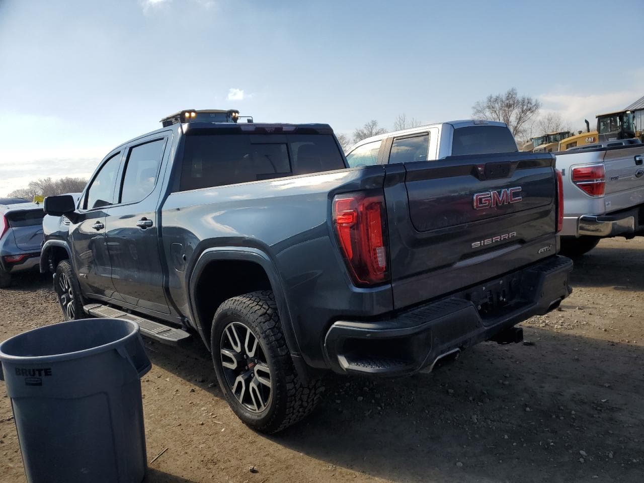 2020 GMC Sierra K1500 At4 - foto 2