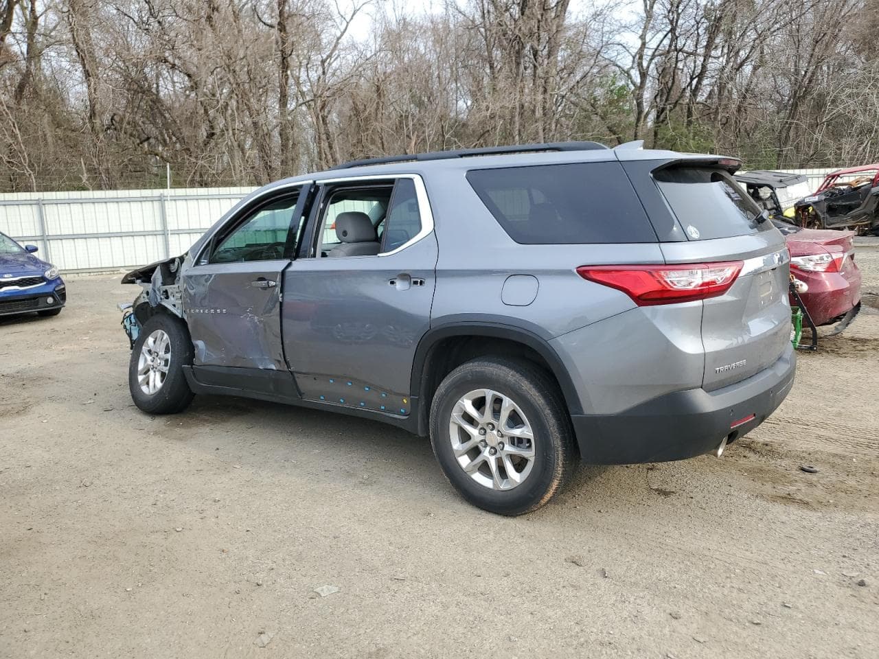 2021 Chevrolet Traverse Lt - foto 2