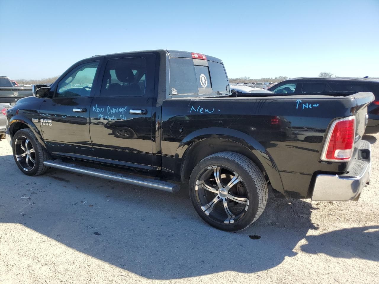 2014 Ram 1500 Laramie - foto 2
