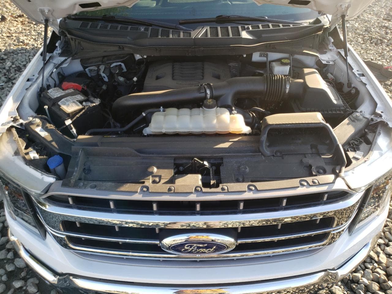 2022 Ford F150 Supercrew - foto 2