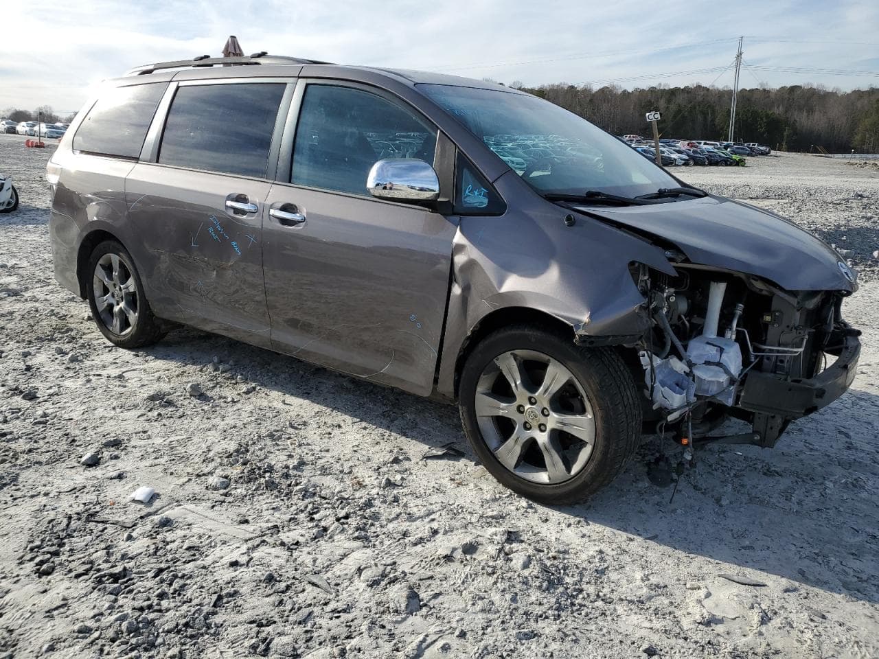 2013 Toyota Sienna Sport - foto 4