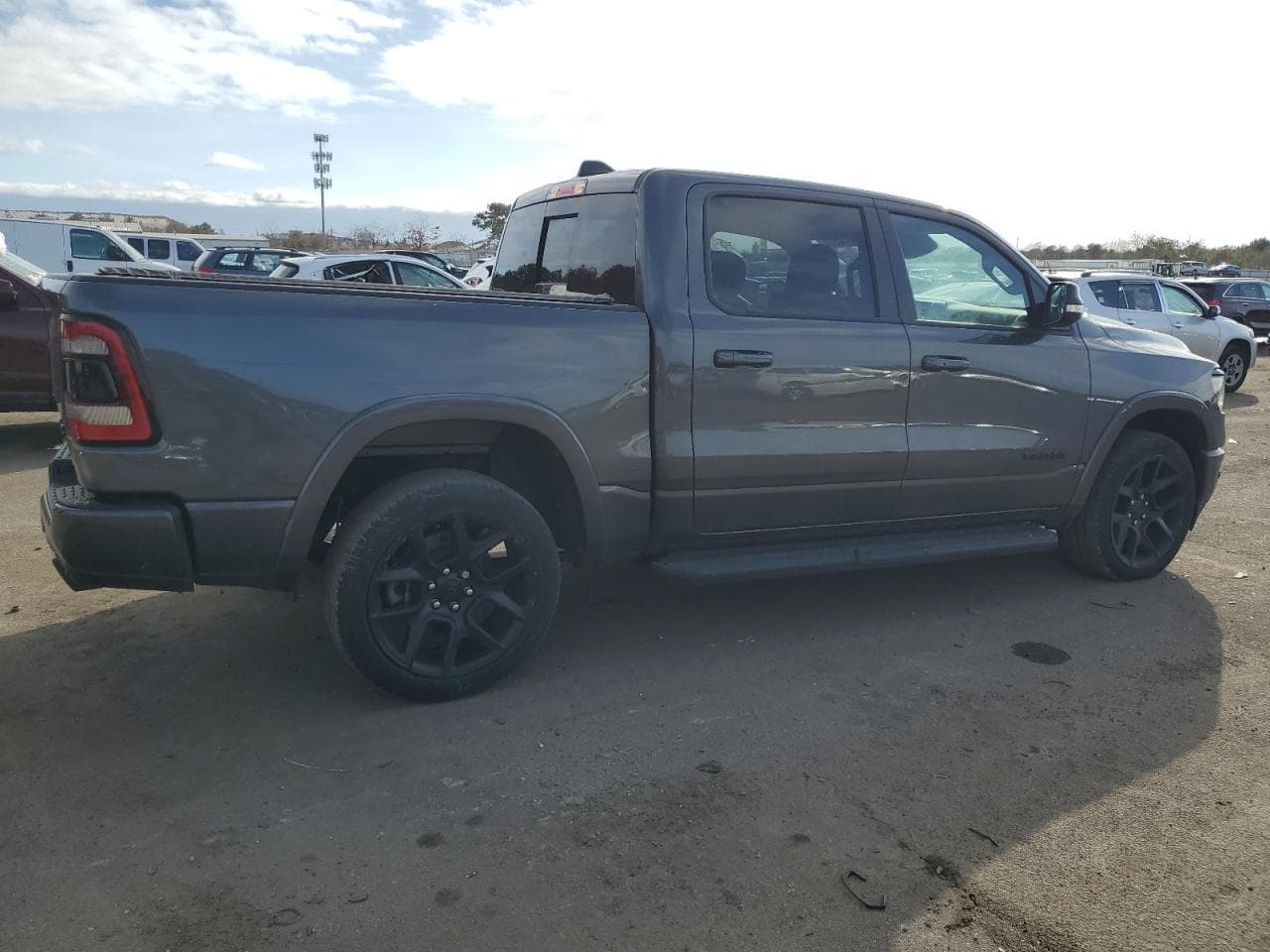 2022 Ram 1500 Laramie - foto 3