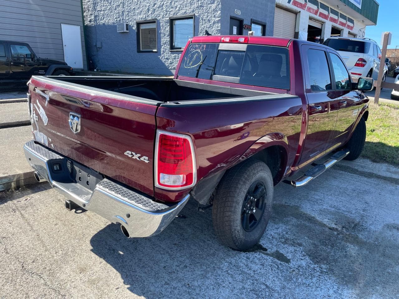 2017 Ram 1500 Laramie - foto 4