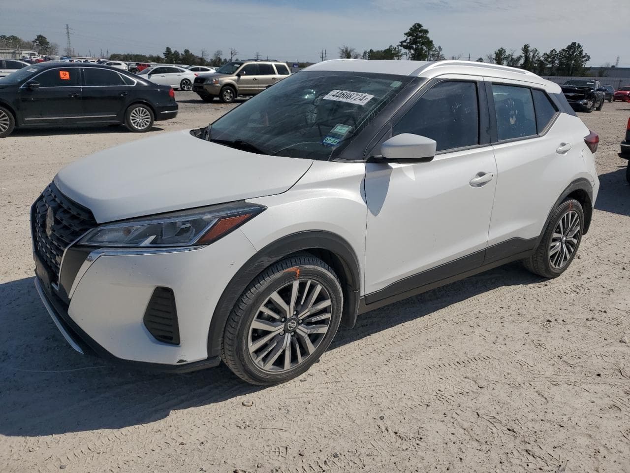 2021 Nissan Kicks Sv