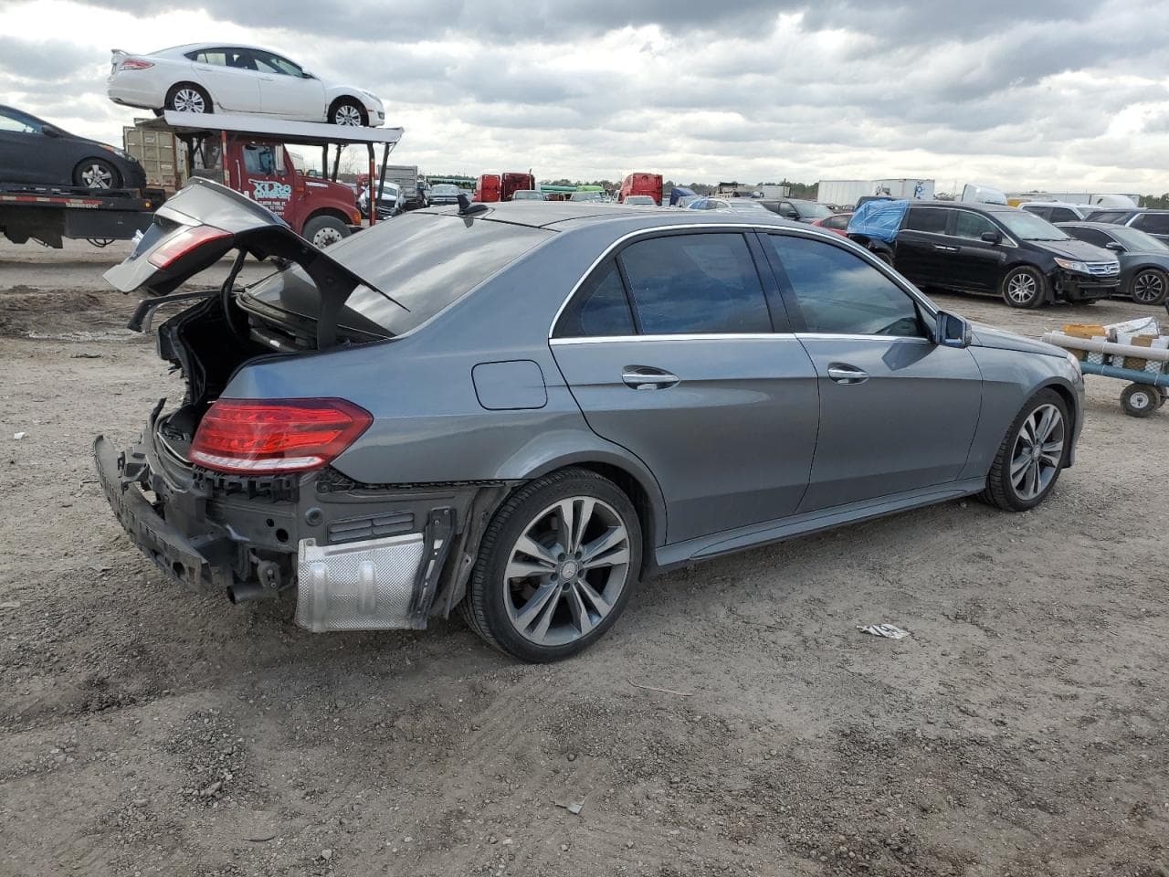 2016 Mercedes-Benz E 350 - foto 3
