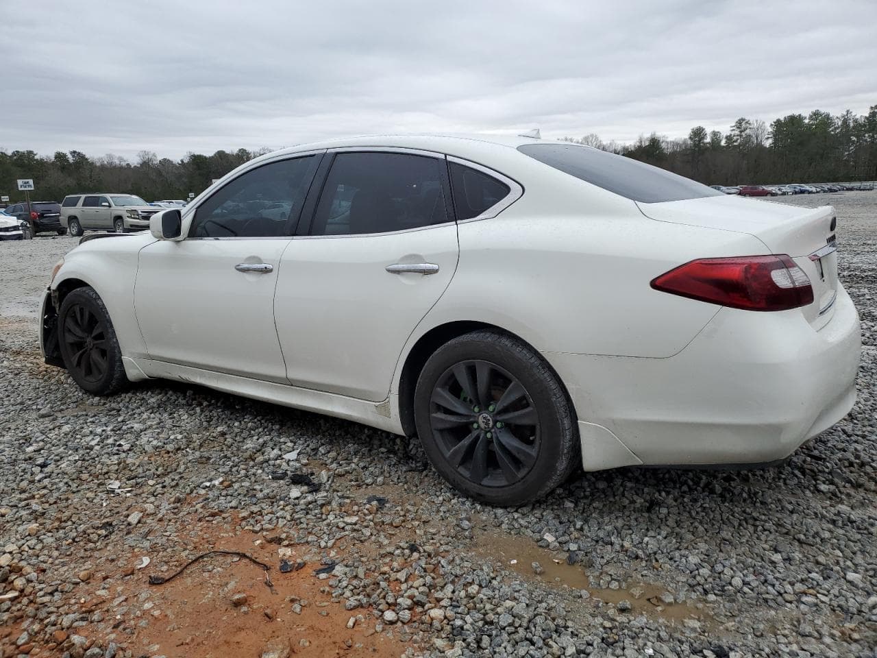 2011 Infiniti M37 - foto 2