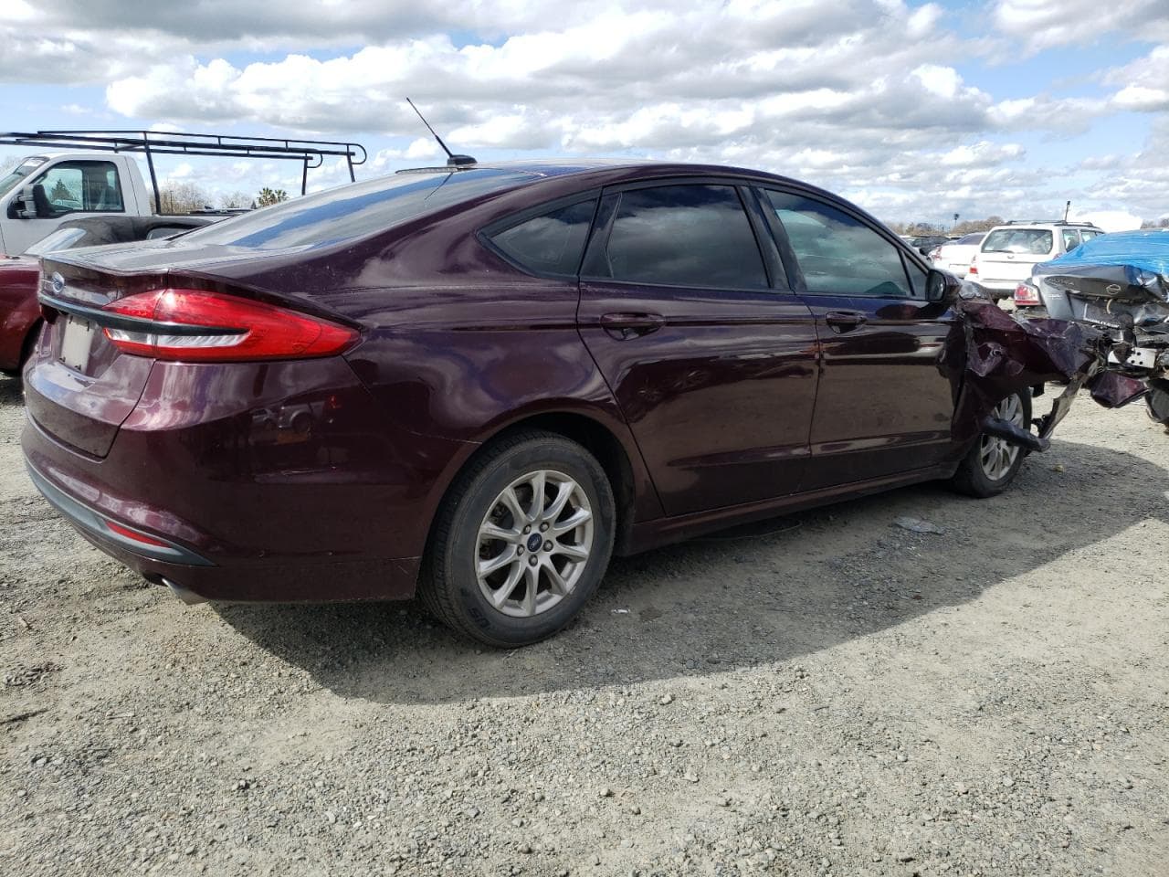 2017 Ford Fusion S - foto 3