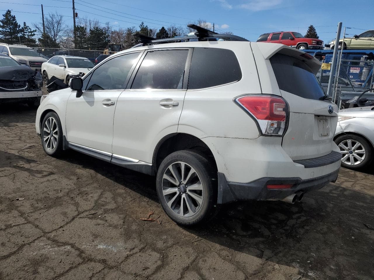 2017 Subaru Forester 2.0Xt Touring - foto 2