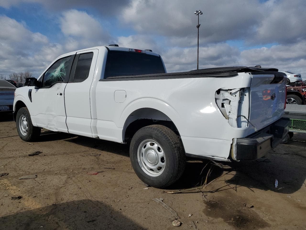 2022 Ford F150 Super Cab - foto 3
