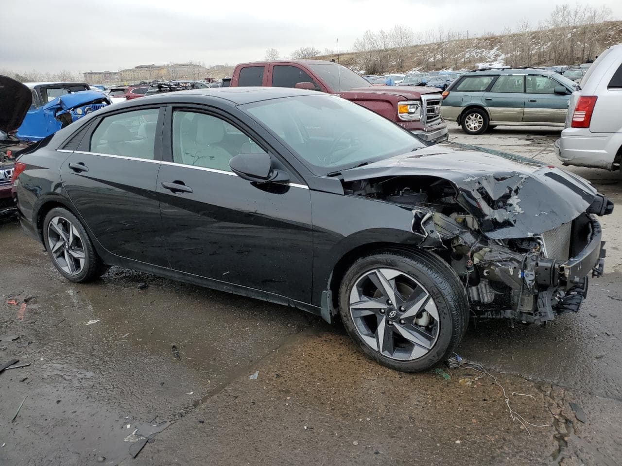 2022 Hyundai Elantra Limited - foto 4