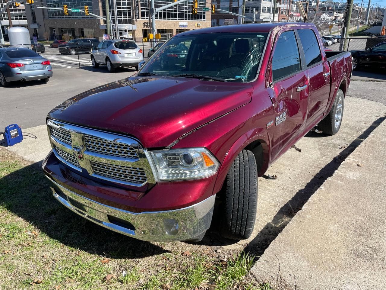 2017 Ram 1500 Laramie - foto 2
