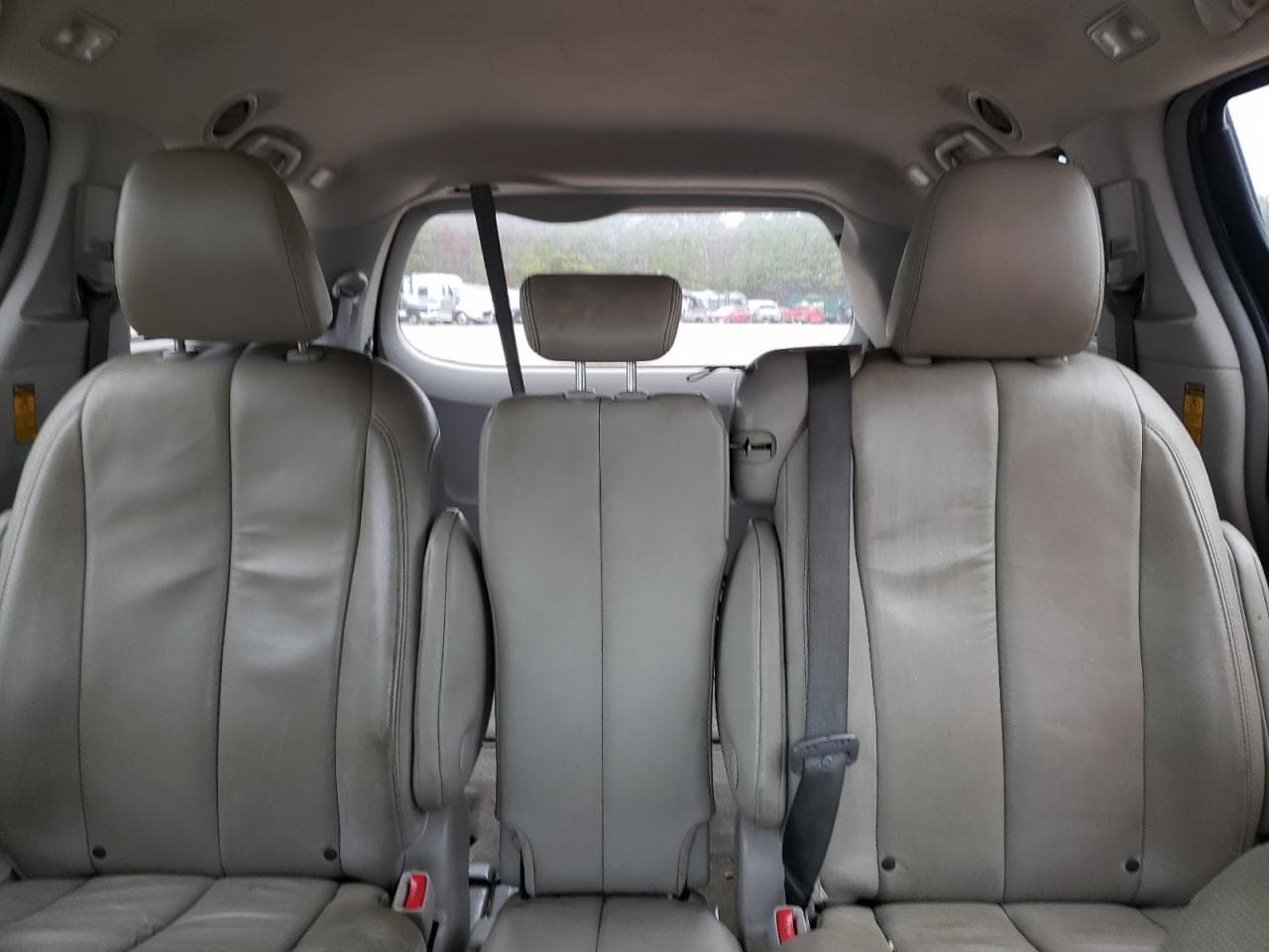 2014 Toyota Sienna Xle V6 8 Passenger