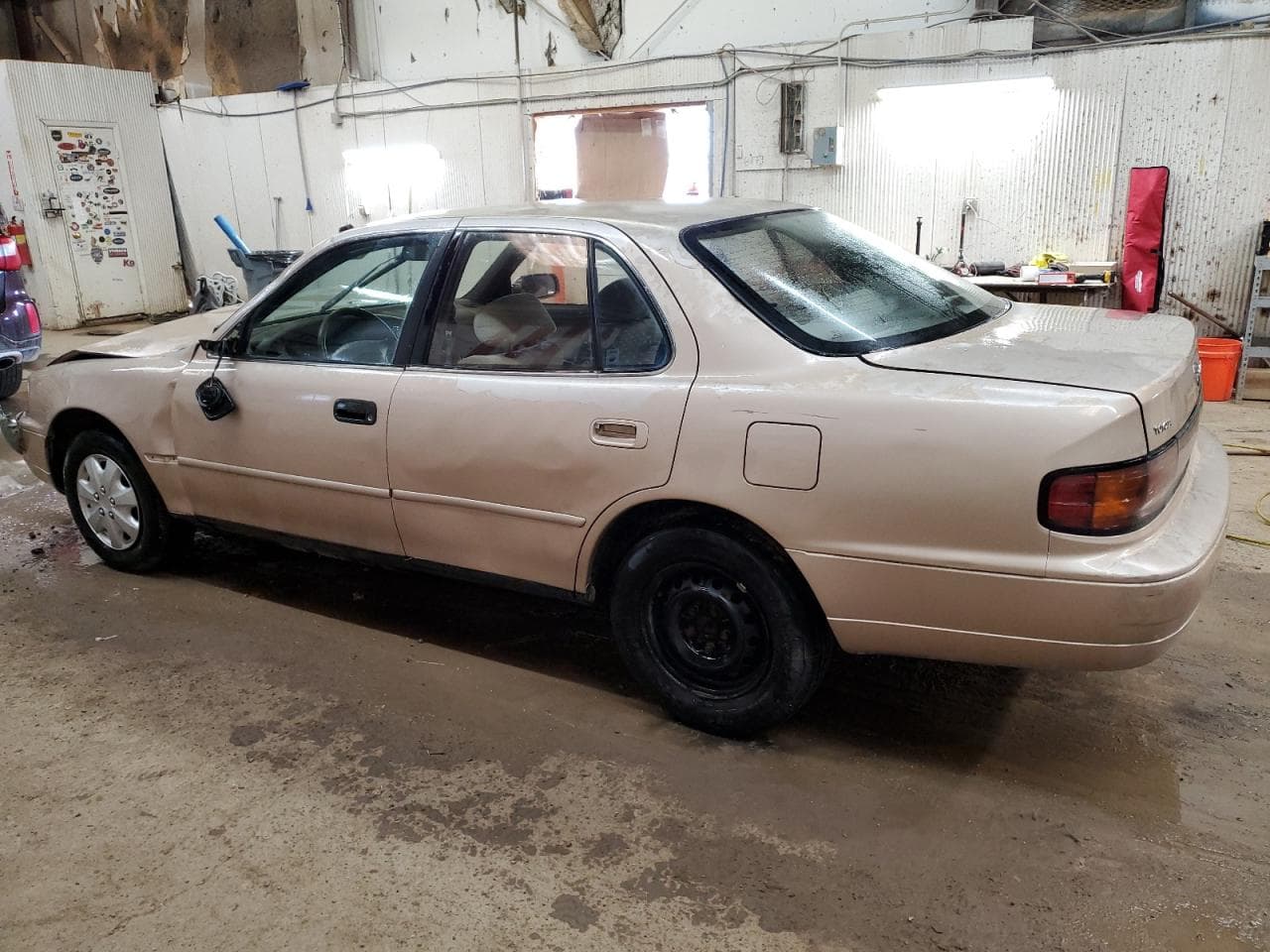 1994 Toyota Camry Le - foto 2