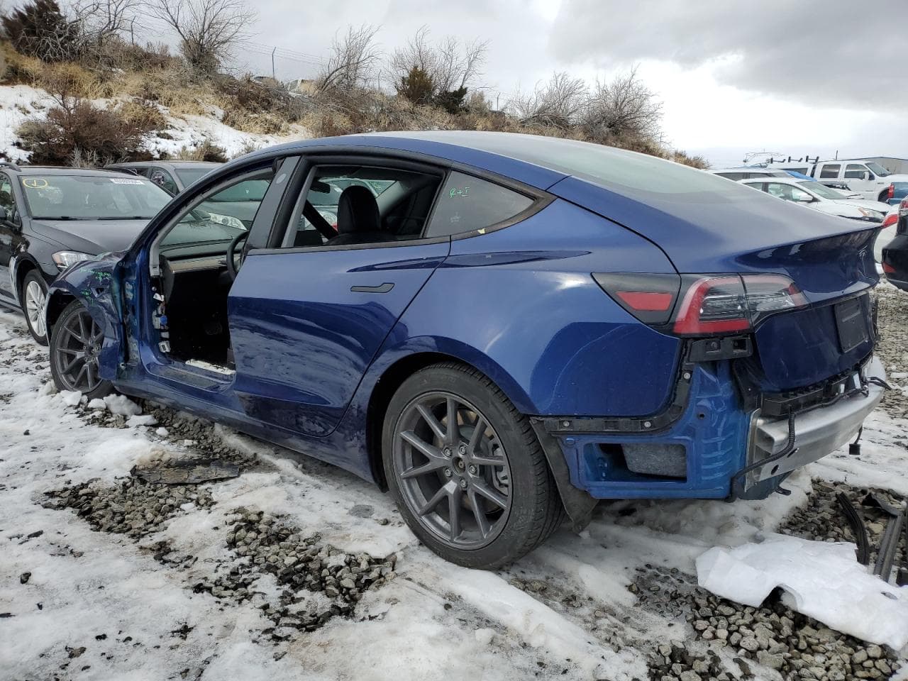 2021 Tesla Model 3 - foto 2