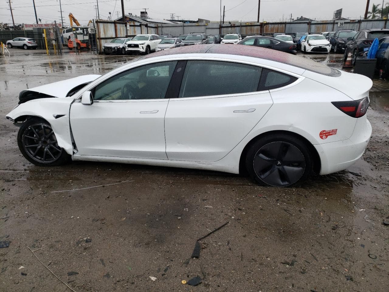 2018 Tesla Model 3 Long Range/Mid Range - foto 2