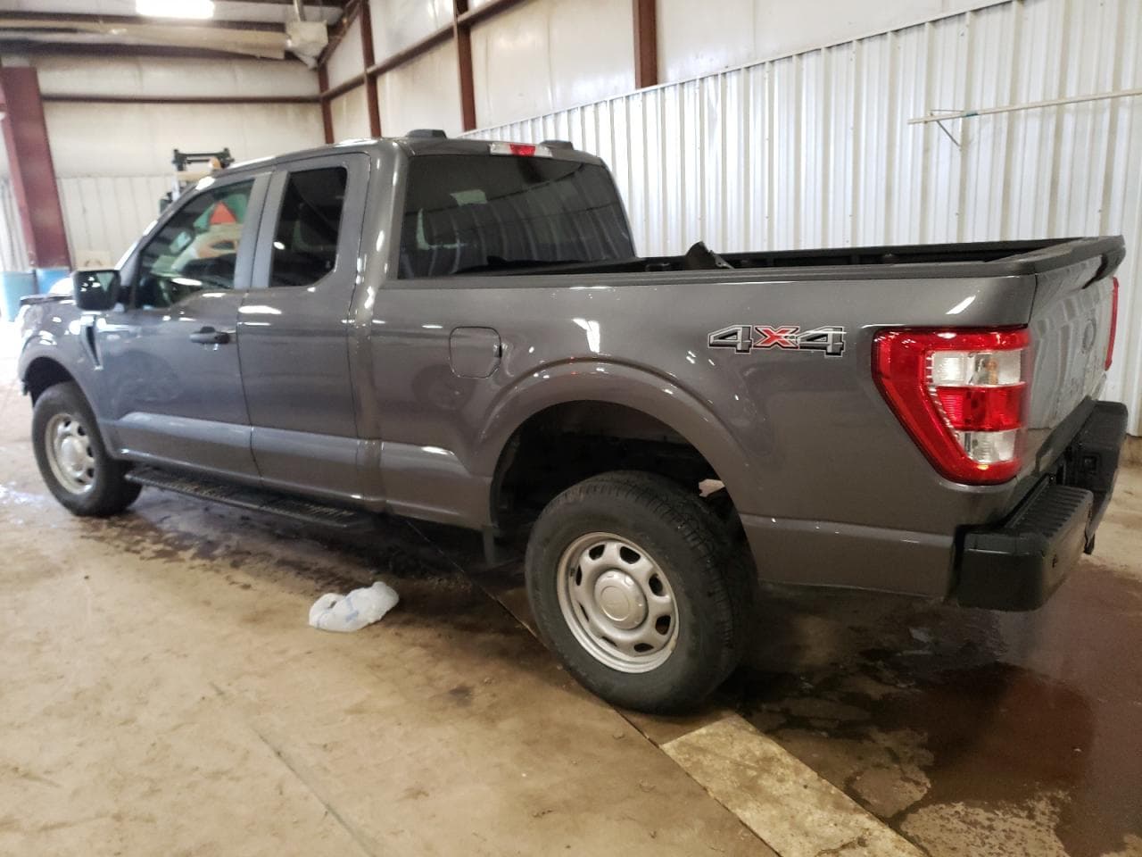 2022 Ford F150 Super Cab - foto 2