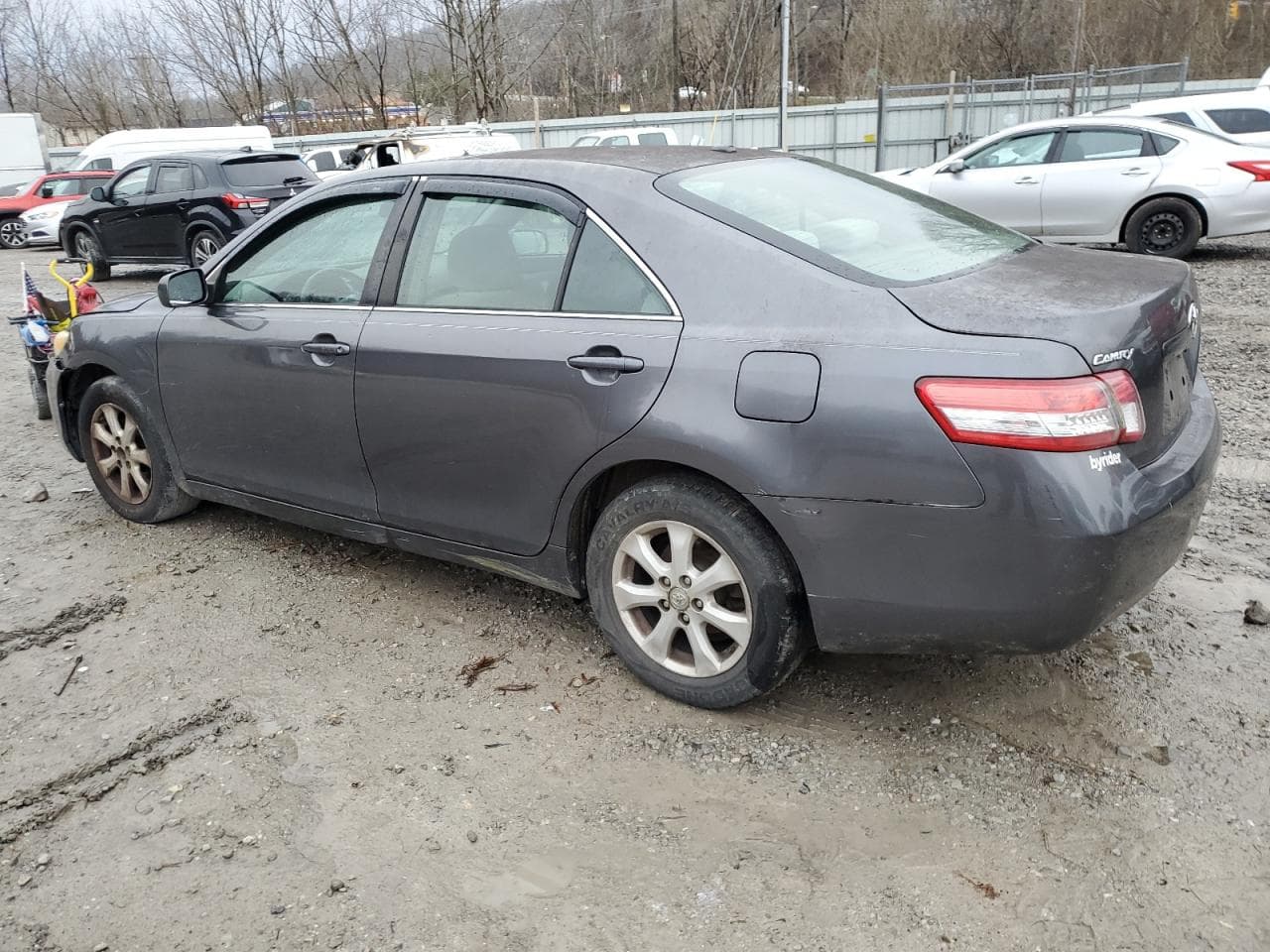 2011 Toyota Camry Base - foto 2